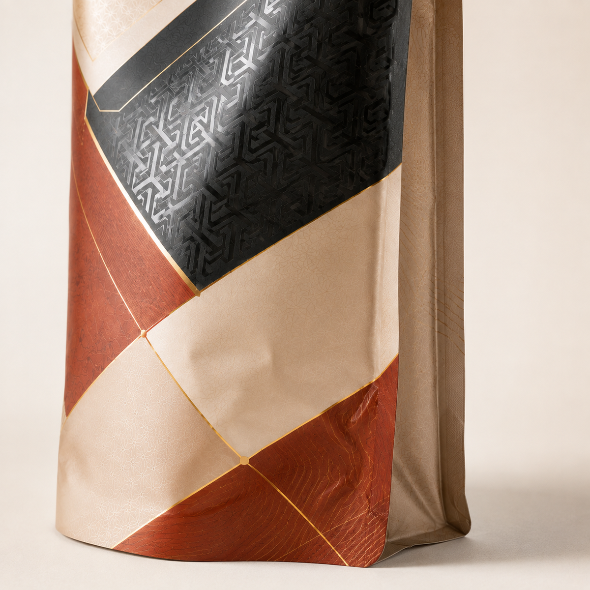Stand-up pouch side structure detail